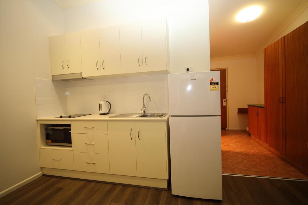Emerald Explorers Inn Екстер'єр фото